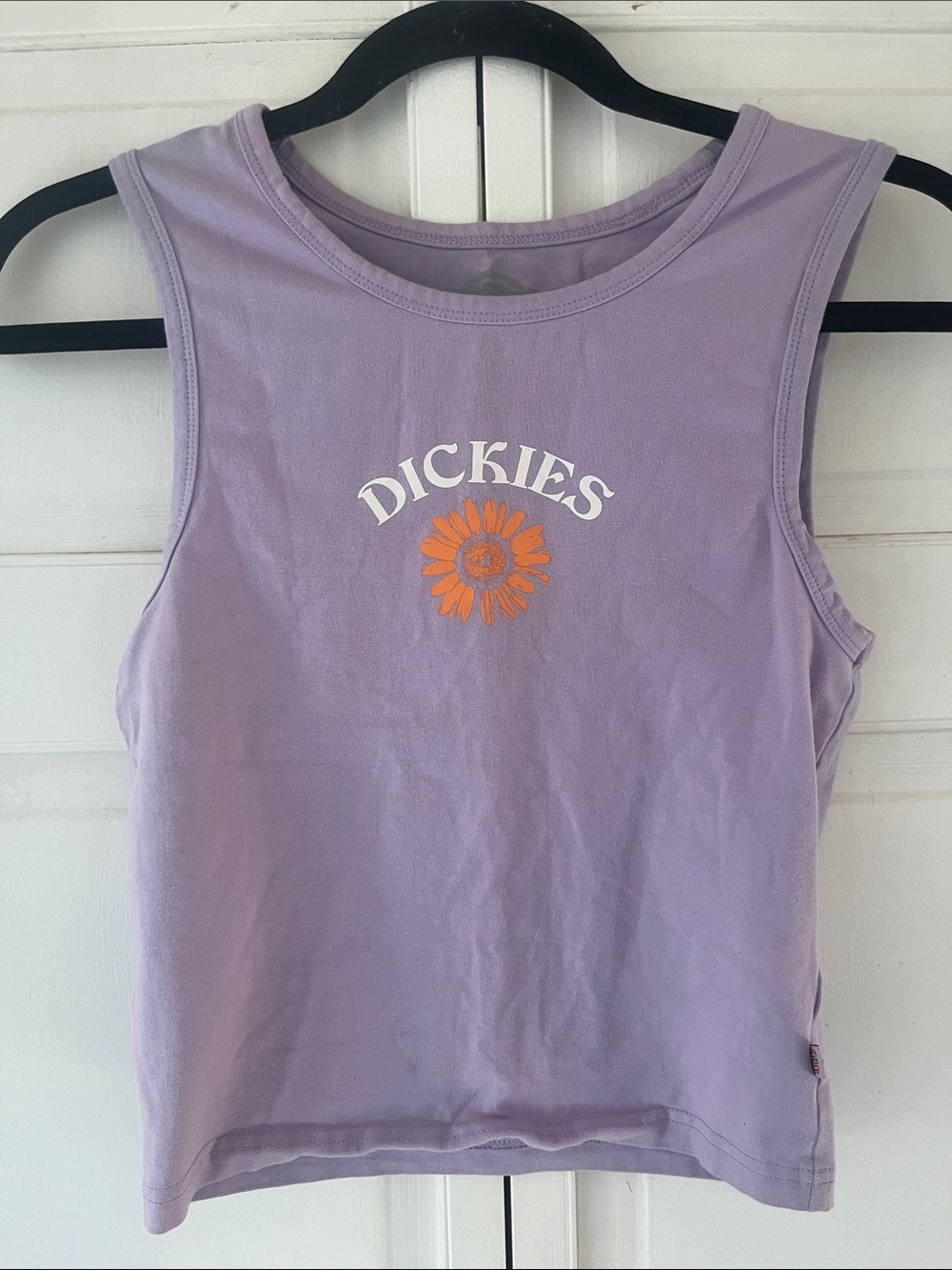 Dickies Lavender Graphic Crop Tank with Orange Daisy